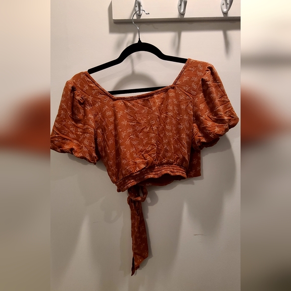 Wrap top from American eagle, size medium - Picture 2 of 2